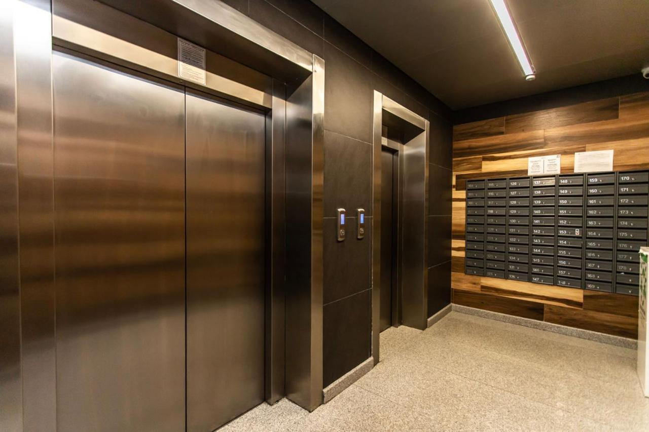 Sky House Premium Apartment In City Center Chişinău Extérieur photo