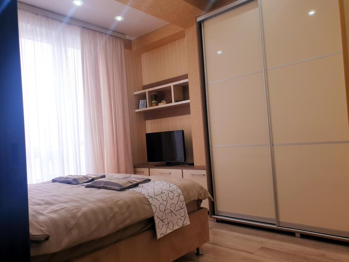 Sky House Premium Apartment In City Center Chişinău Extérieur photo