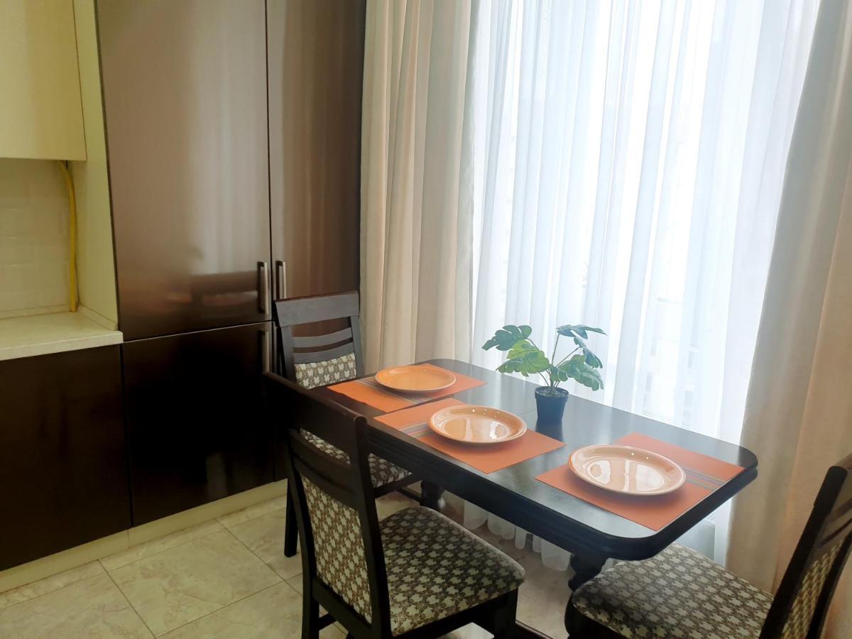 Sky House Premium Apartment In City Center Chişinău Extérieur photo