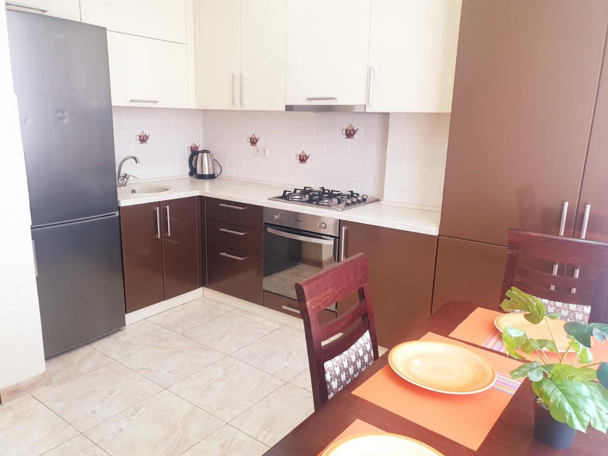 Sky House Premium Apartment In City Center Chişinău Extérieur photo